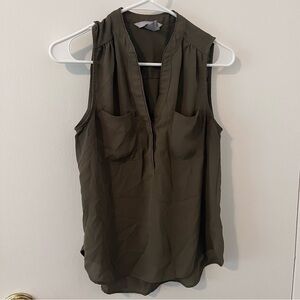 H&M Conscious Dark Olive Green Sleeveless Tunic Shirt Front Pockets Size 6